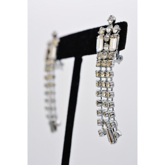 Vintage Crystal Clip On Earrings Baguette Rhinestone Dangle Fringe Shiny Bin7 - Picture 2 of 12